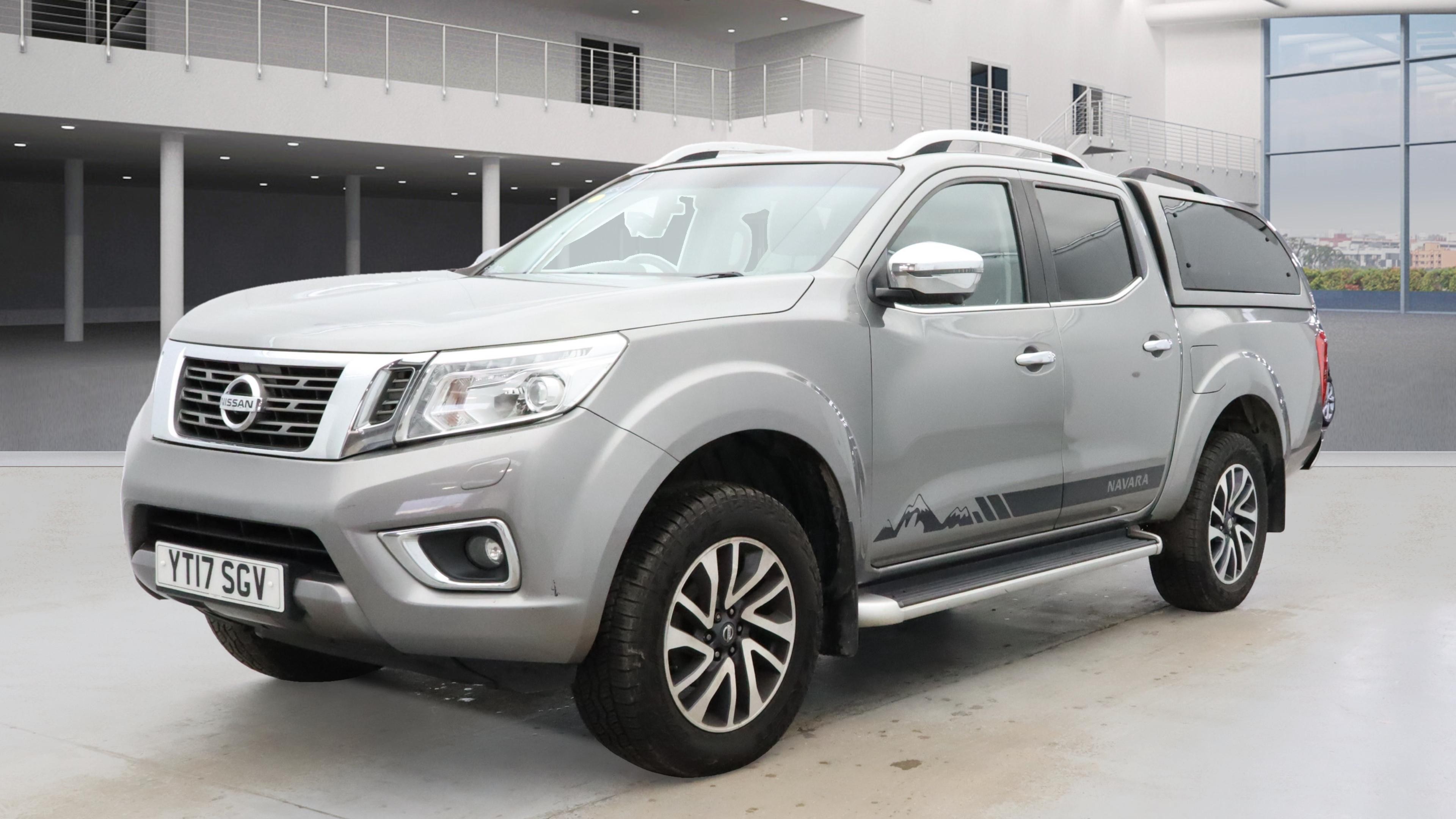 NISSAN Navara